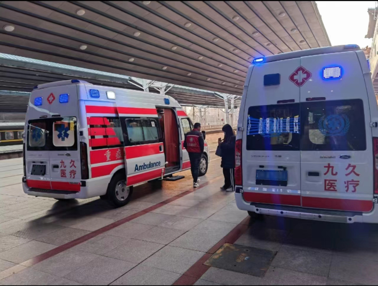 海兴县救护车长途转运